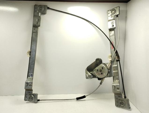 Mecanismo de acionamento de vidro da porta dianteira direita 807208423R RENAULT