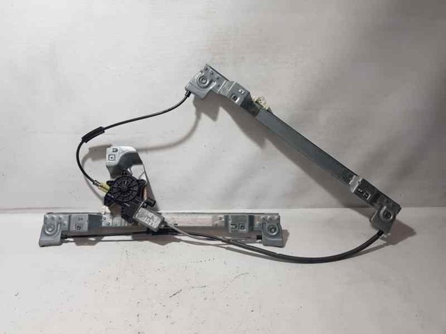 Mecanismo de acionamento de vidro da porta dianteira direita 807208423R RENAULT