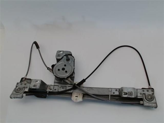 Mecanismo de acionamento de vidro da porta dianteira direita 807208423R RENAULT