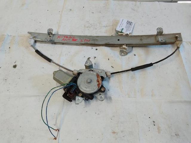 807208H30A NISSAN Стеклоподъемник передней правой двери купить в Павлоград