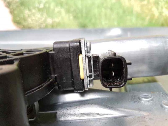 Regulador de janela frontal direita para Dacia Sandero II (2012-...) 1.2 D4F732 807209299R