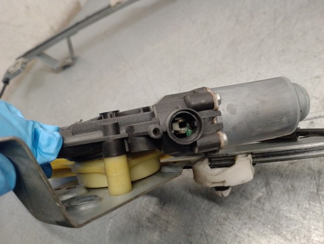 807212230R RENAULT Стеклоподъемник передней левой двери купить в Каменское