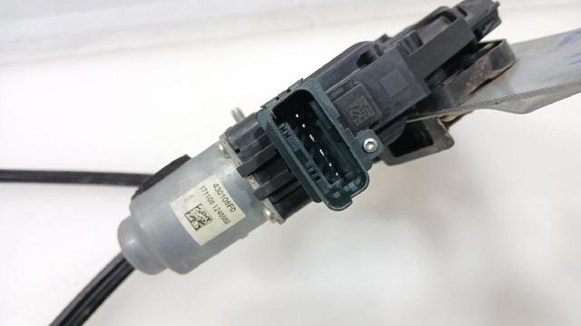 807213056R RENAULT купить в Ирпень