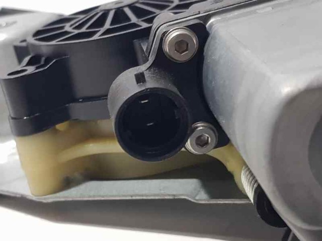 807213729R RENAULT Стеклоподъемник передней левой двери купить в Украина