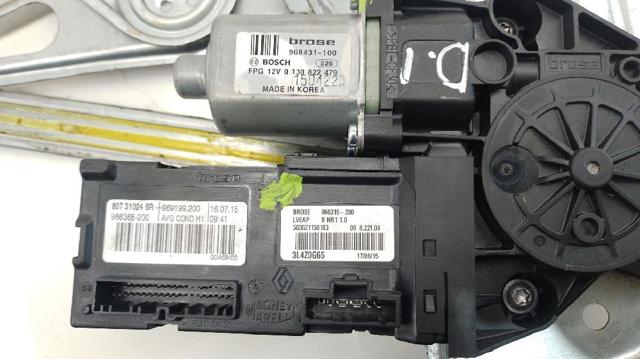 RENAULT 807216718R Механизм стеклоподъемника двери передней левой в наличии Ровно