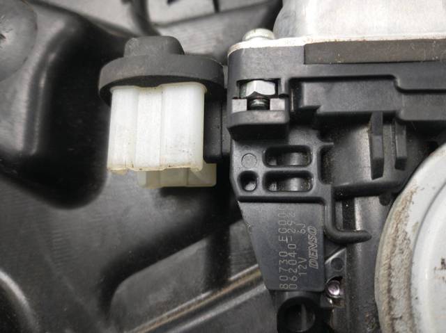 80730EG000 NISSAN Мотор стеклоподъемника двери передней правой купить в Украина