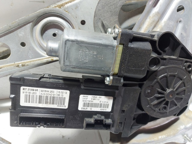 RENAULT 807310699R Мотор стеклоподъемника двери передней левой в наличии Тернополь