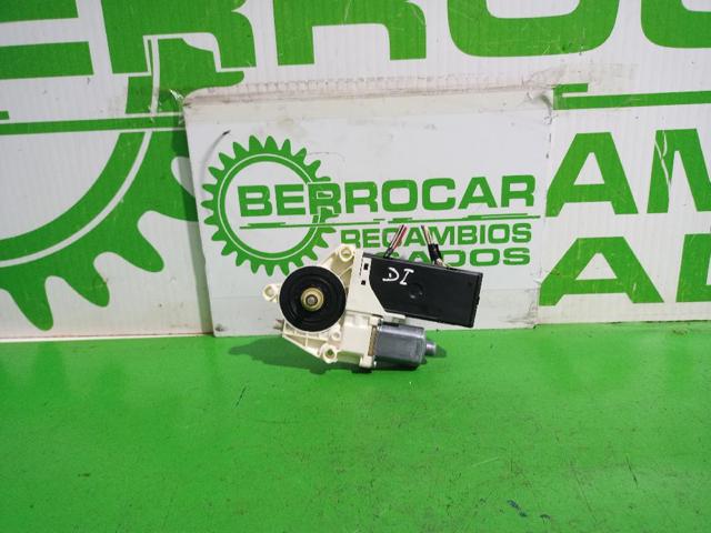 807311420R RENAULT Мотор стеклоподъемника двери передней левой купить в Львов