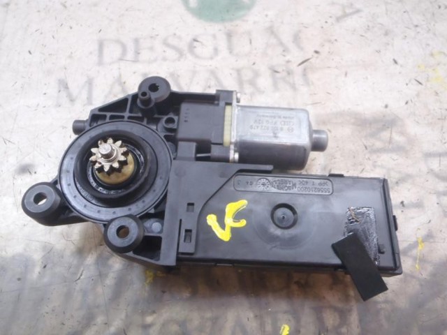 RENAULT 807313653R Мотор стеклоподъемника двери передней левой в наличии Полтава