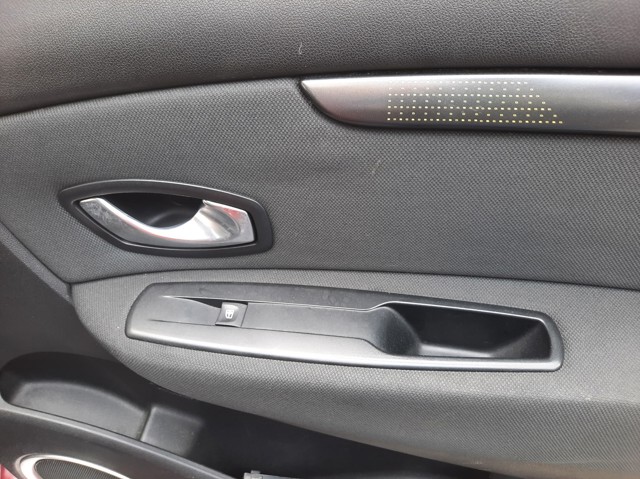 Controle da janela dianteira direita para Renault Megane III Fastback 1.5 DCI (BZ09, BZ0D) K9K 809600018R