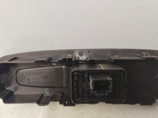 809605274R RENAULT купить в Черкассы