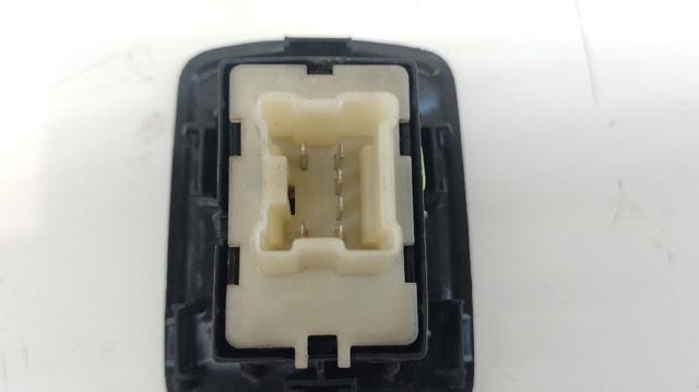 809608963R RENAULT купить в Днепр