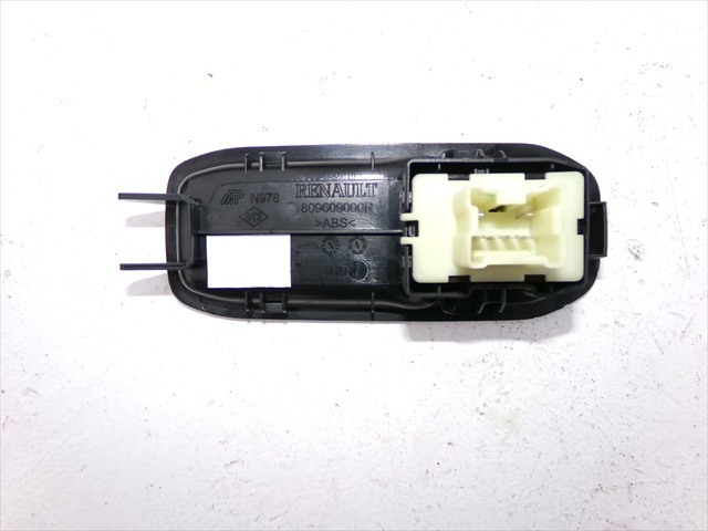 809609000R RENAULT купить в Киев