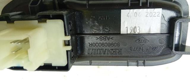 809609000R RENAULT купить в Запорожье