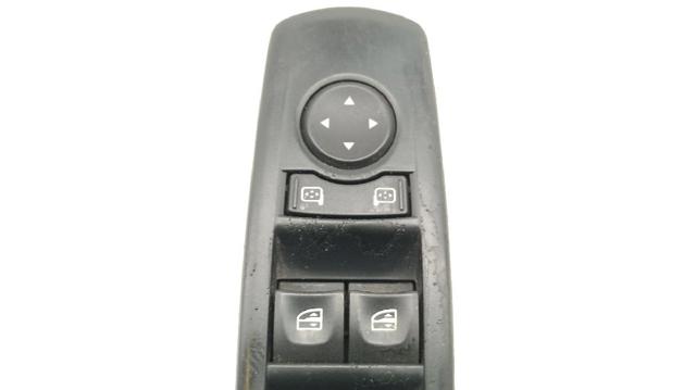 809610007R RENAULT Кнопочный блок управления стеклоподъемником передний левый купить в Ужгород