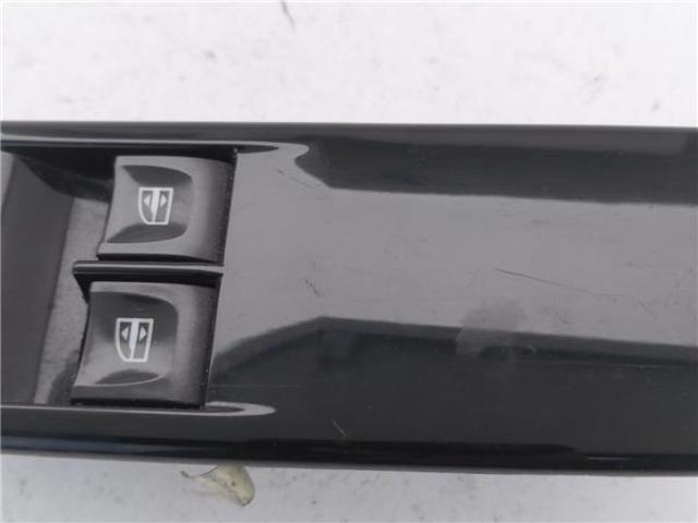 809612367R RENAULT купить в Ирпень