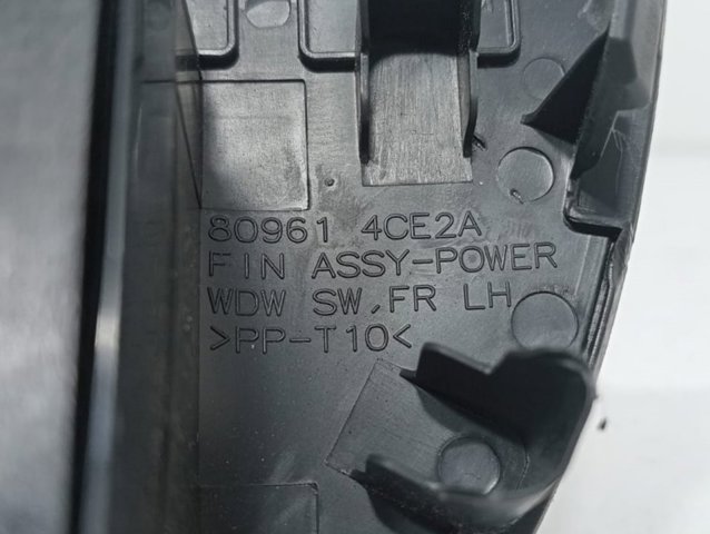 NISSAN 809614CE2A в наличии Ирпень