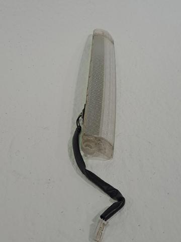 Sinal de parada traseiro adicional Toyota Prius ZVW30