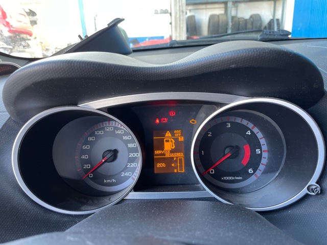 8100A115 MITSUBISHI Приборная доска (щиток приборов) купить в Запорожье