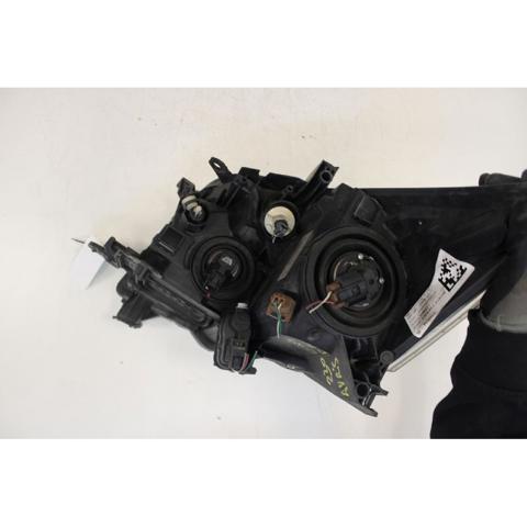 8111002470 TOYOTA Правая фара купить в Черновцы