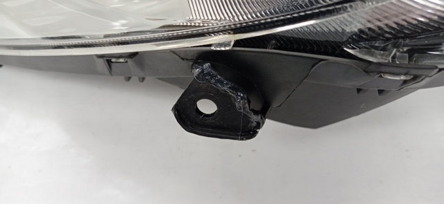 811100D330 TOYOTA Правая фара купить в Хмельницкий