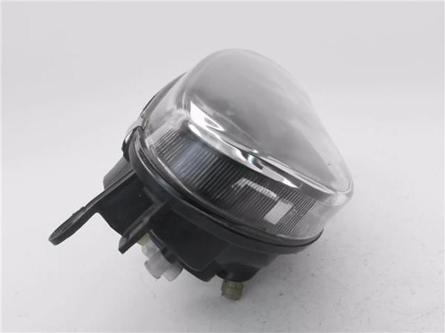 811101E530 Фара правая купить Ужгород