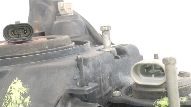 TOYOTA 8111048090 Фара правая в наличии Николаев