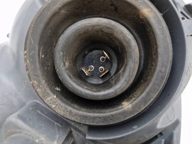 8111052021 TOYOTA Правая фара купить в Ровно