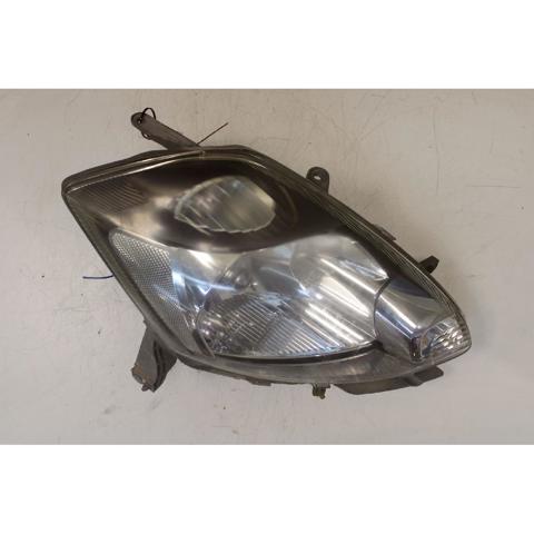 Luz direita 81110B1040 Subaru