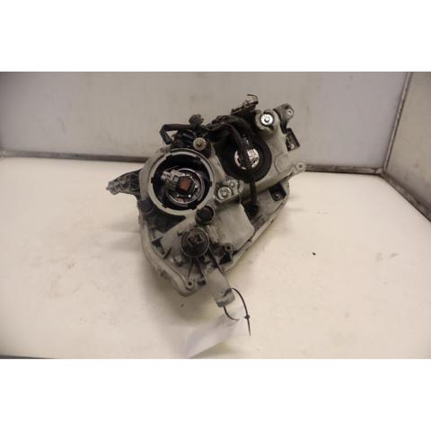 81110B4050 DAIHATSU Фара правая купить в Черкассы