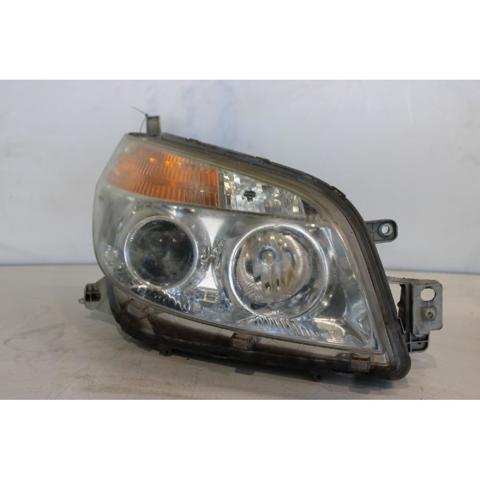 Luz direita 81110B4050 Daihatsu