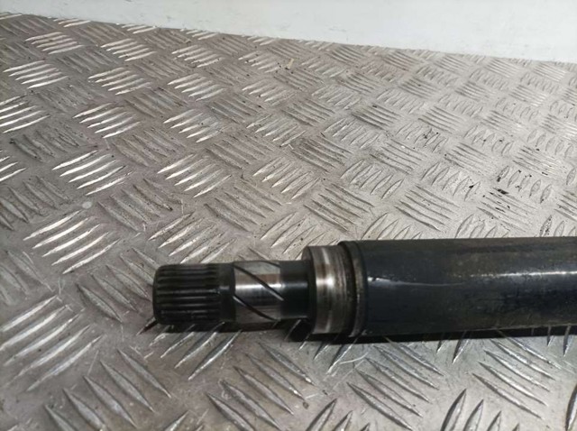 VOLVO 8111308 Полуось (привод) передняя правая в наличии Запорожье