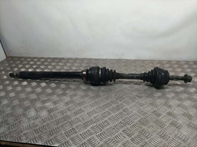 VOLVO 8111308 Полуось (привод) передняя правая в наличии Запорожье