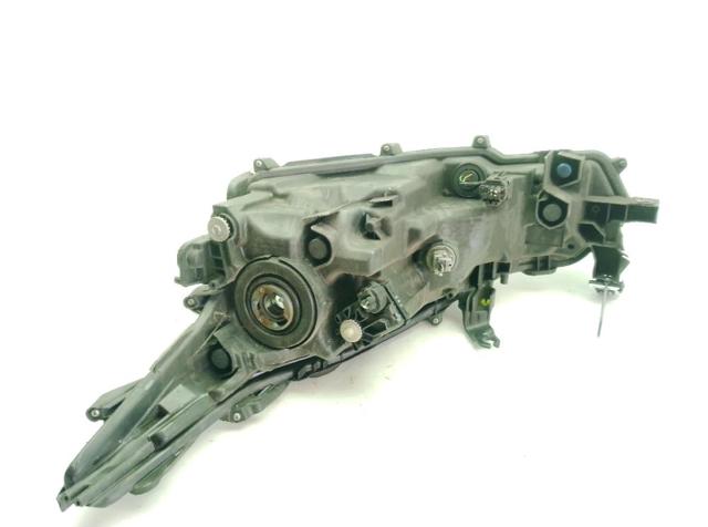 8113002T31 TOYOTA Правая фара купить в Украина