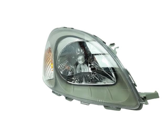 811300D011 Правая фара купить Павлоград