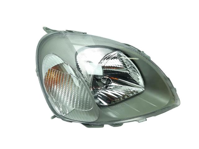 TOYOTA 811300D011 Правая фара в наличии Харьков