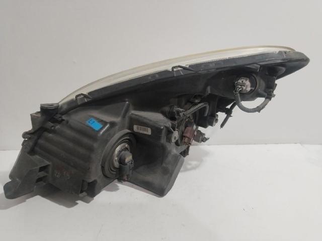 TOYOTA 811300F060 Правая фара в наличии Ровно