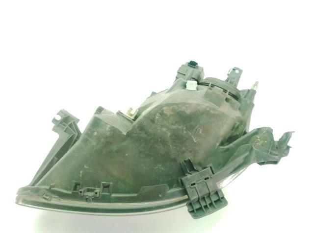 811300H011 TOYOTA Правая фара купить в Чернигов