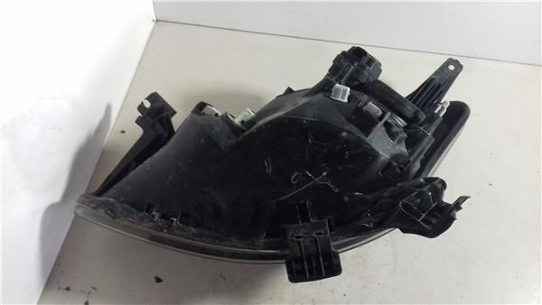 811300H011 TOYOTA Фара правая купить в Житомир