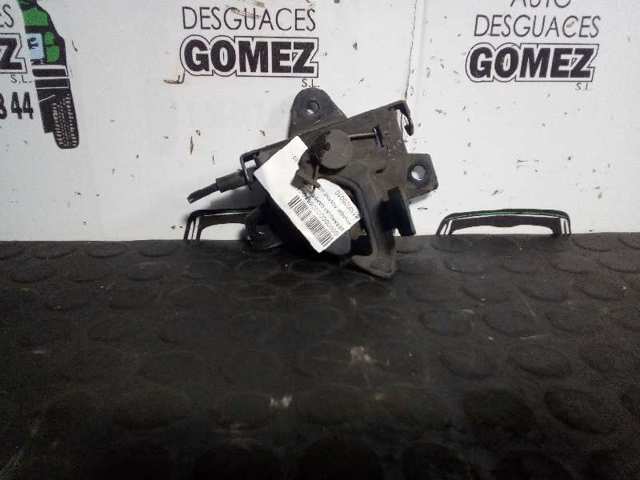 Fecho da capota 8113025010 HYUNDAI