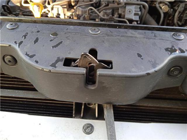 Fecho da capota Hyundai Tucson 1 JM