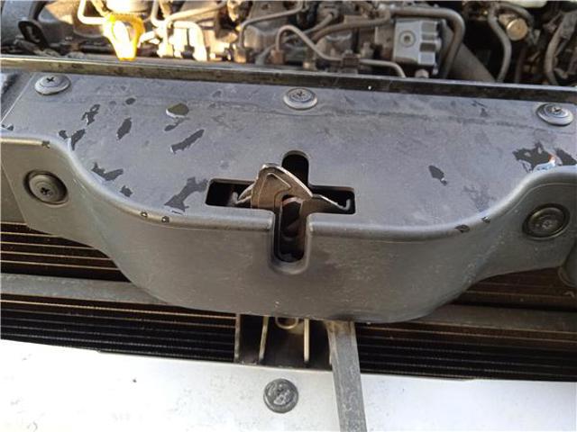 Fecho da capota Hyundai Tucson 1 JM