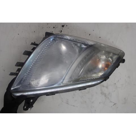 TOYOTA 8113047180 Правая фара в наличии Украина