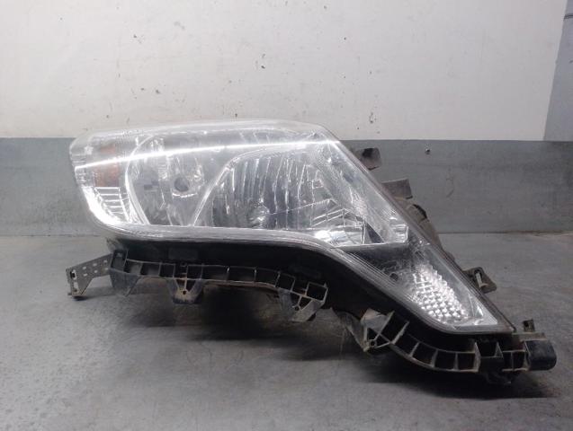 8113060J00 TOYOTA Фара правая купить в Харьков