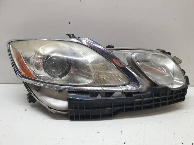 Luz direita 8114530B90 Toyota