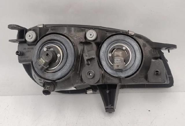 811501E410 TOYOTA Левая фара купить в Черкассы