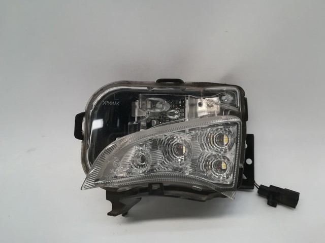 Luz esquerda 8117002540 Toyota