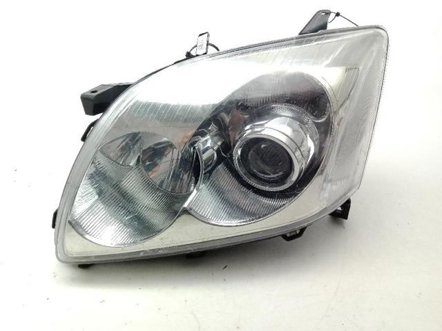 Luz esquerda 8117005194 TOYOTA