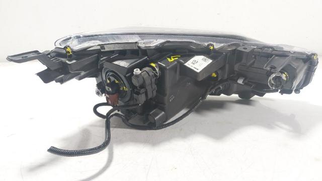 811700DP30 TOYOTA Левая фара купить в Ирпень