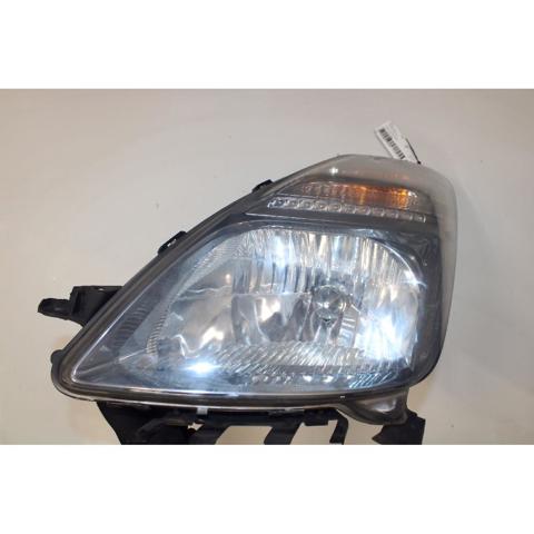 8117047180 TOYOTA Левая фара купить в Львов